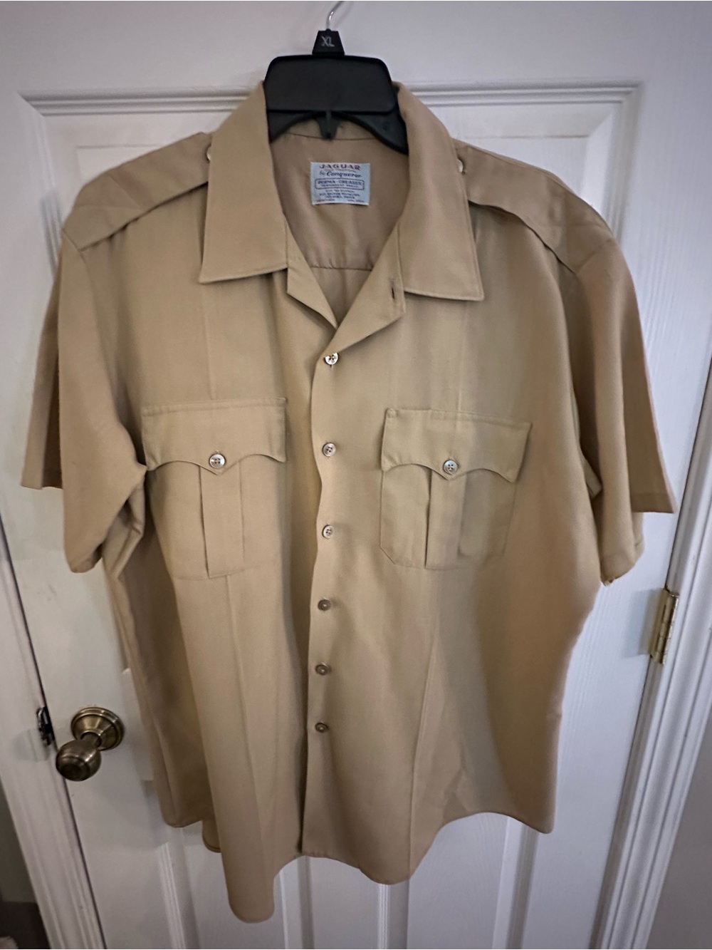 Vintage Jaguar 2X2 Tropical Conqueror XL Tan Shirt Union Made